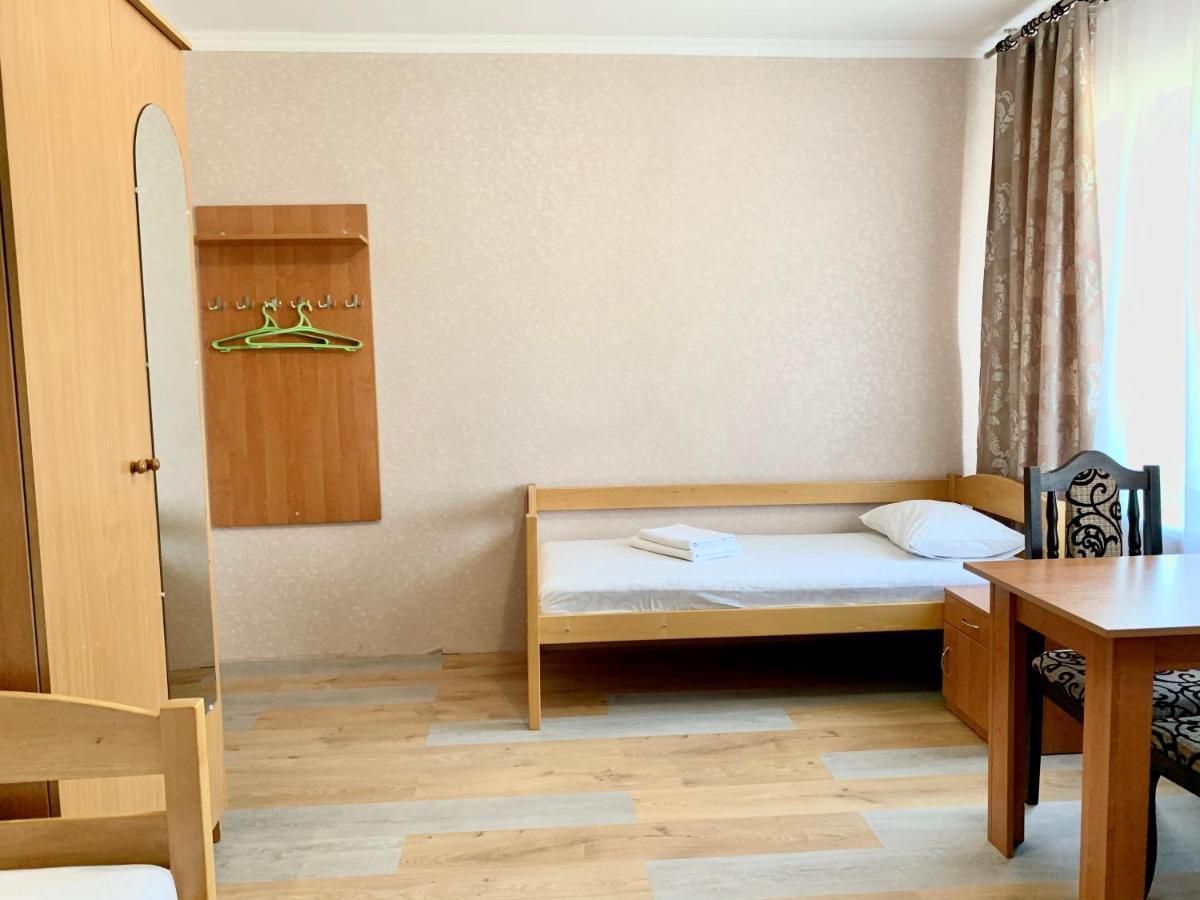 Мини-Гостиница Три Коня Pereyaslav-Khmelʼnytsʼkyy Bagian luar foto